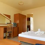 Family Privileg Hotell Slăntjev Brjag